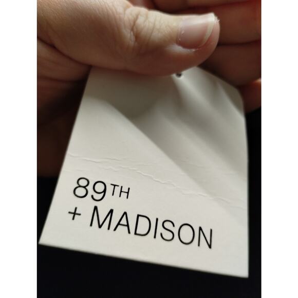 89th & Madison NWT Women's Plus Size 2X Black Grommet Neck Slit Sleeve Blouse - Picture 9 of 9